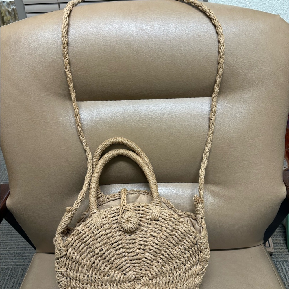 Boho Natural Spring Hippi Crossi Round Rattan Bag (Hand carry /Sling)